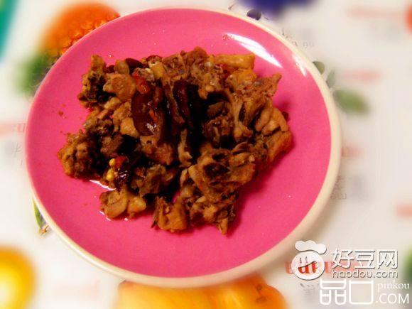 红枣蒸鸡肉