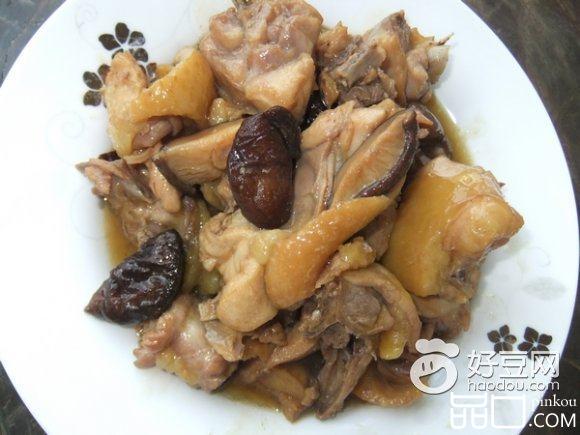 冬菇焖鸡肉