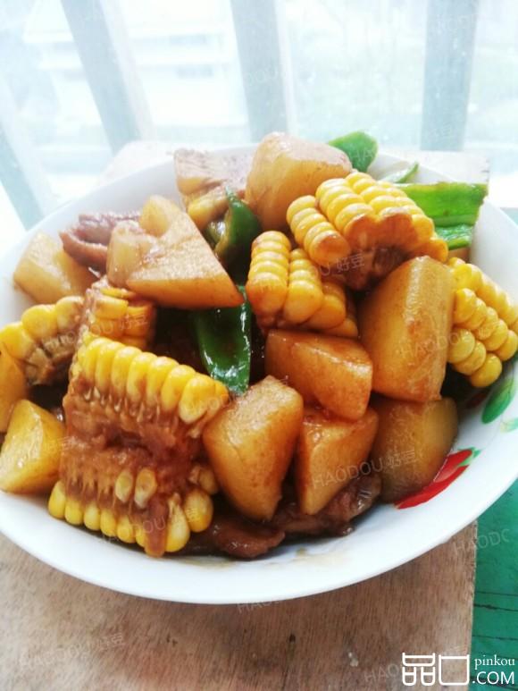 鸡翅烧土豆玉米