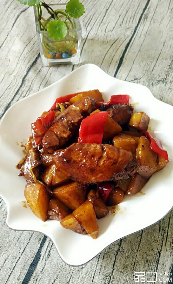 土豆焖鸡翅