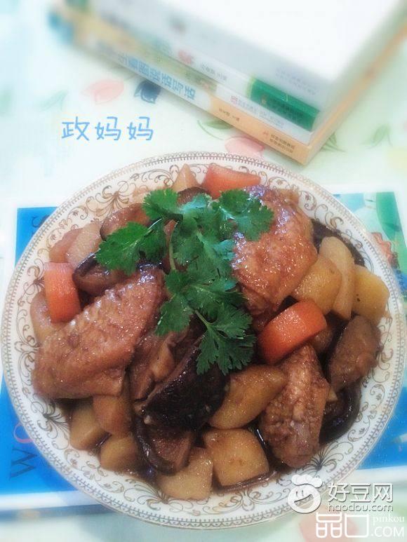 土豆香菇炖鸡翅