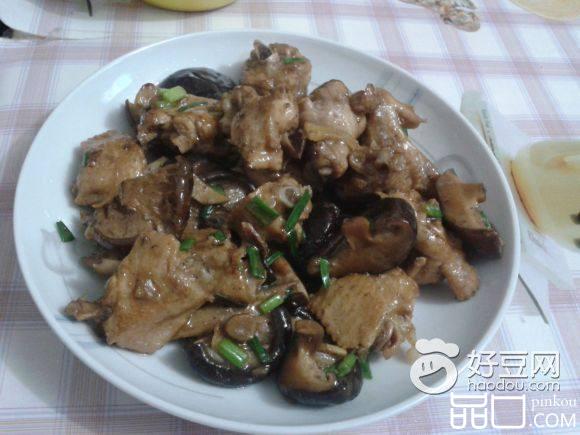 冬菇炆鸡翼