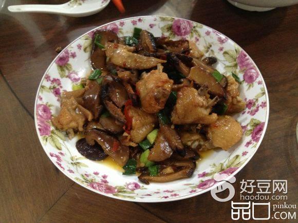 香菇炒鸡翅