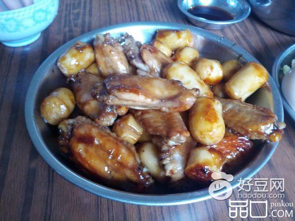 豉油王煎鸡翅、香肠