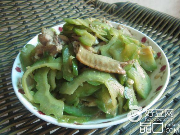 苦瓜焖鸡翅
