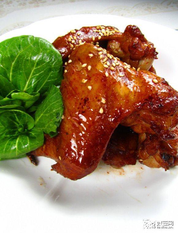 腐乳香烤鸡翅