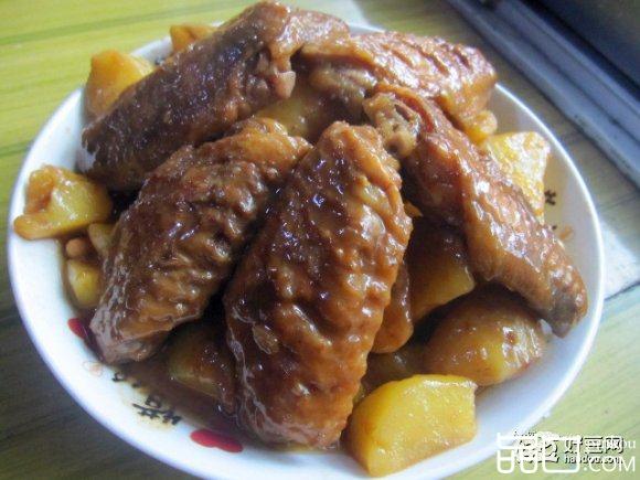 红烧鸡翅土豆块