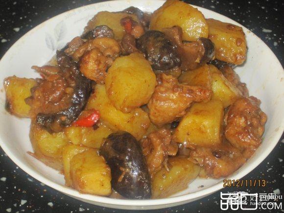 香菇土豆烧鸡翅