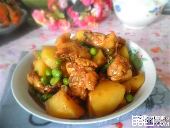 毛豆土豆烧鸡块