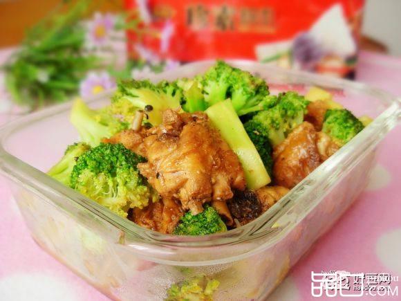 黑椒西兰花真露翅