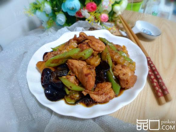 辣炒鸡腿土豆