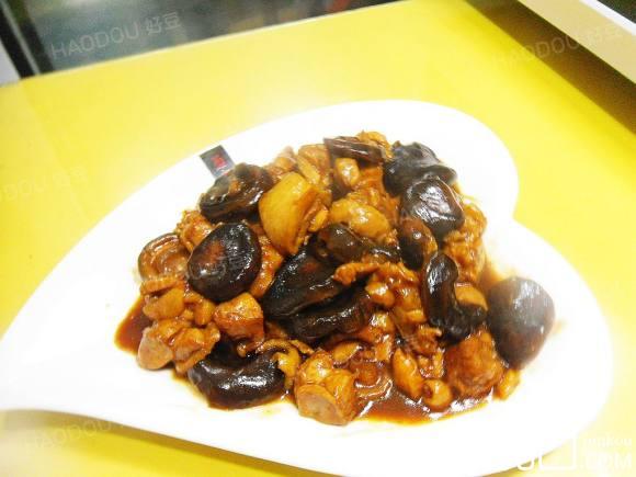 香菇烧鸡块