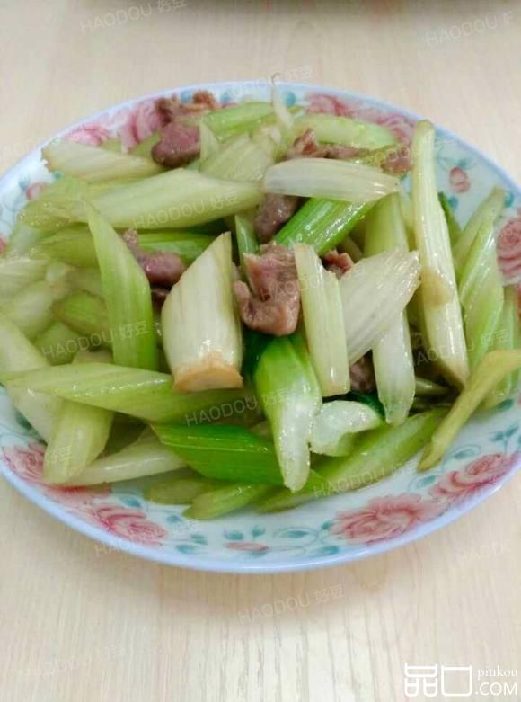 双肉炒西芹