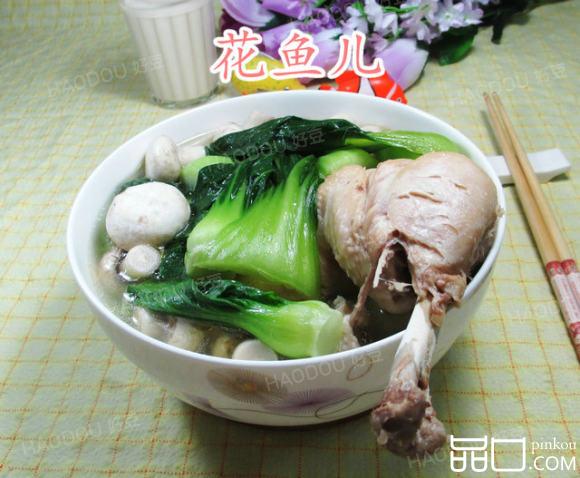 青菜蘑菇鸡腿汤
