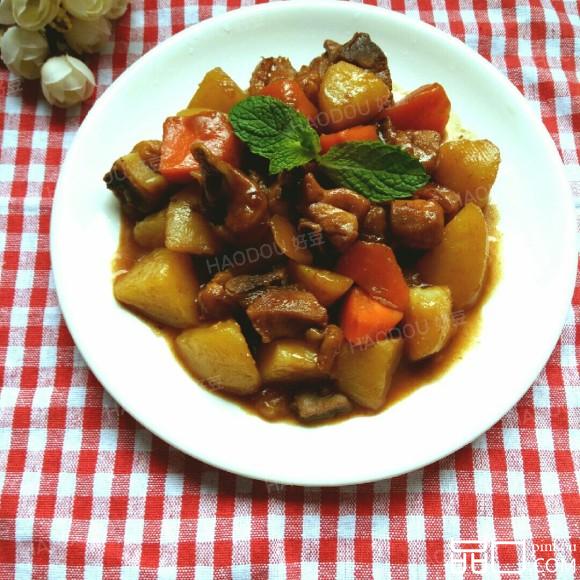 土豆炖鸡腿