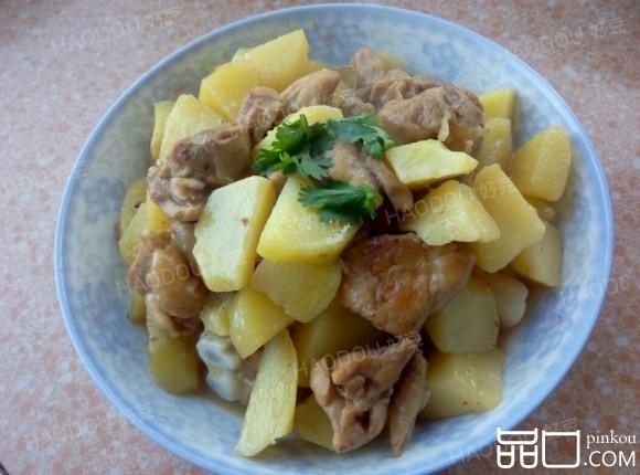 鸡腿炖土豆