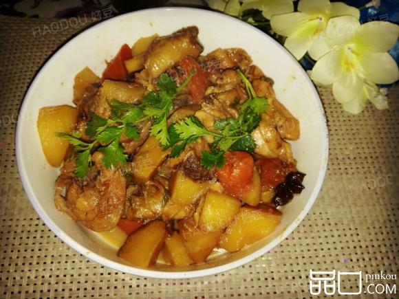 鸡肉炖土豆胡萝卜