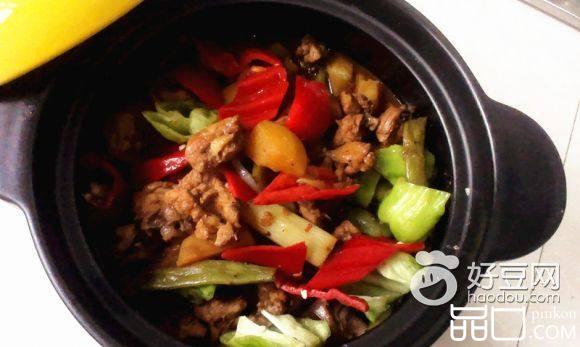 黄焖土豆鸡