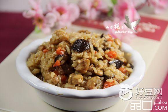 香菇鸡肉焖饭