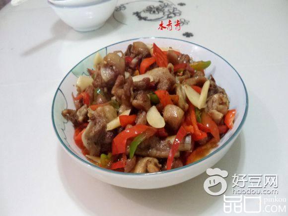 蒜片辣椒鲜鸡腿