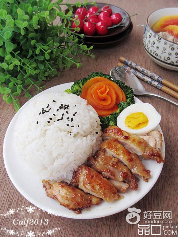 鸡腿拼饭