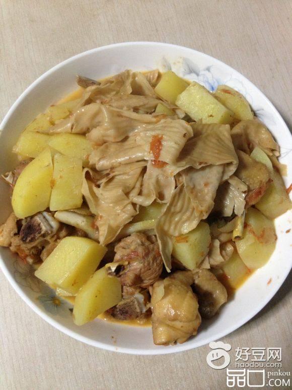 豆皮烧鸡腿土豆