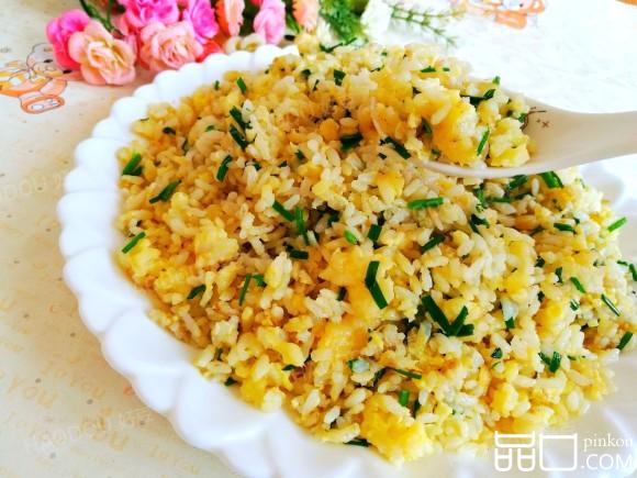 韭菜鸡蛋炒饭