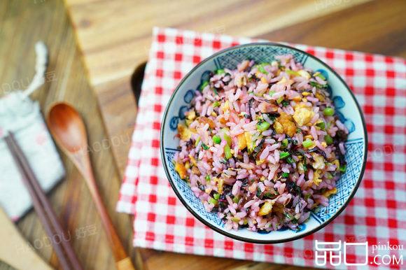 苋菜肉末蛋炒饭