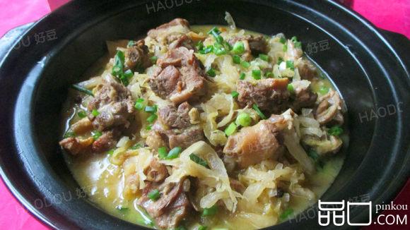 酸菜炖鸭肉