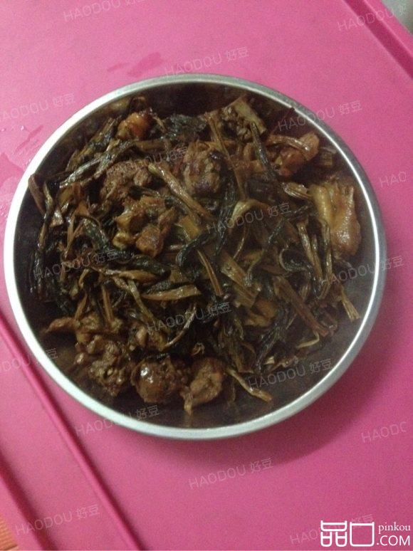 菜干焖鸭