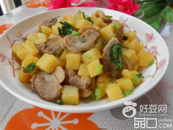 鸭肉焖马铃薯