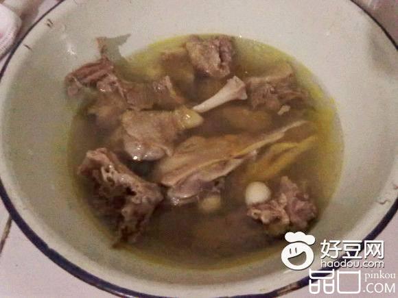 莲子炖鸭