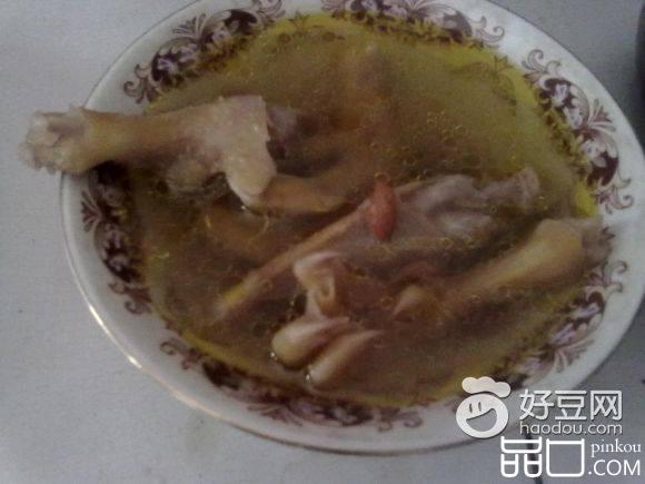 枸杞炖鸭