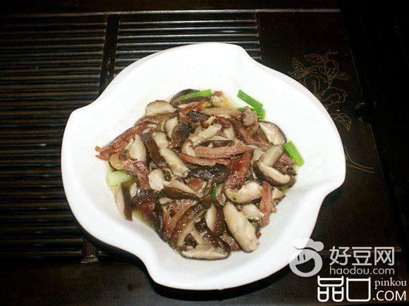 香菇炒鸭丝