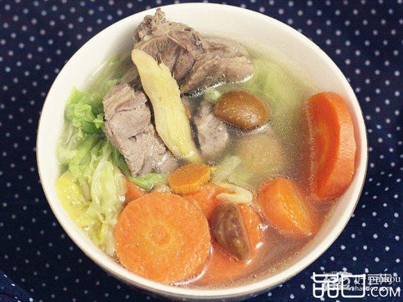 胡萝卜板栗老鸭汤