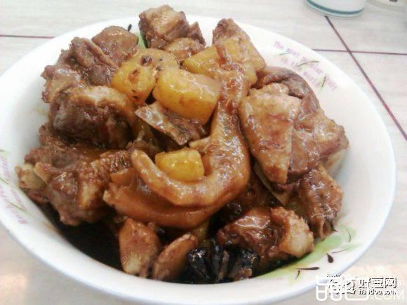 鸭肉烧土豆
