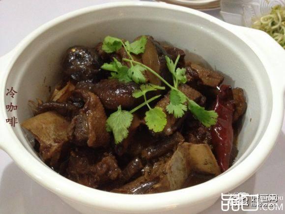 香菇鸭煲