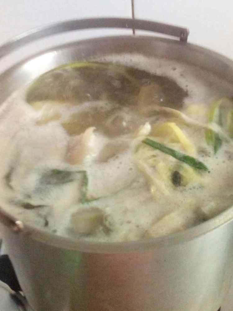 猪蹄蹄膀汤步骤9