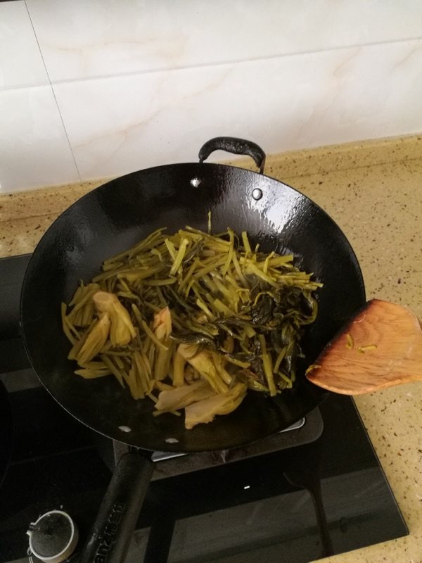 猪蹄酸菜面步骤2