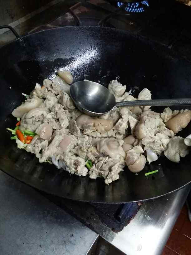 酸辣猪蹄步骤6