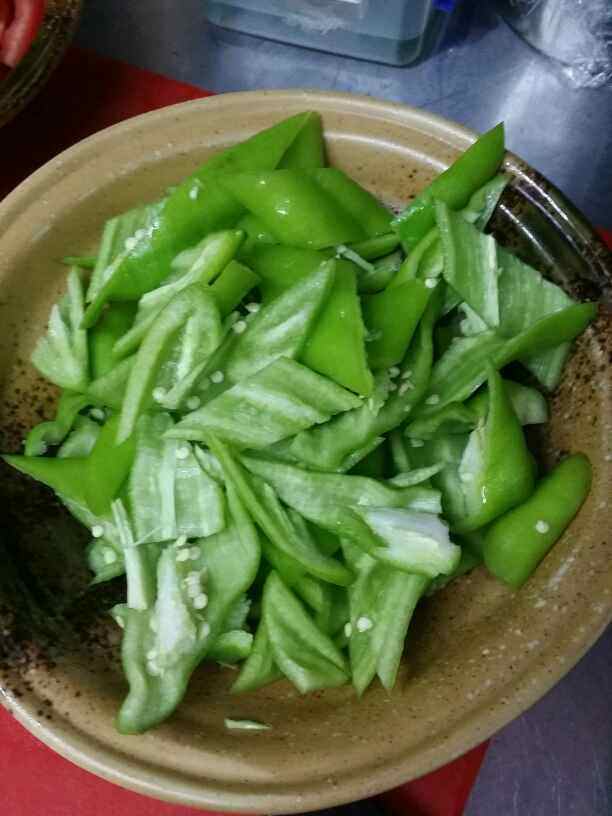 酸辣猪蹄步骤4