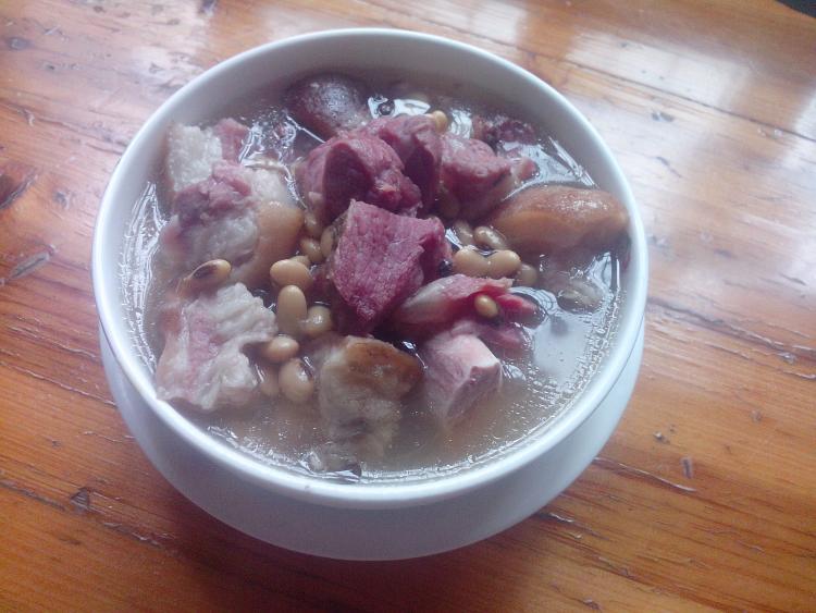 黄豆炖猪蹄步骤7