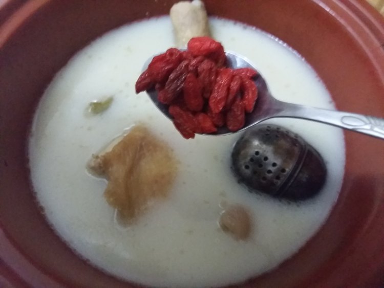 豆浆蹄煲鸡步骤9