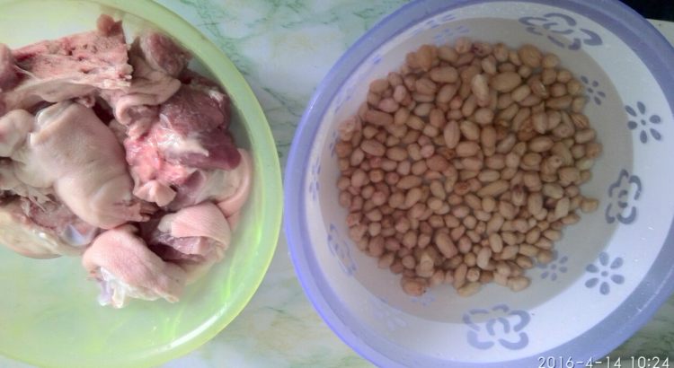 南乳花生猪蹄煲步骤3