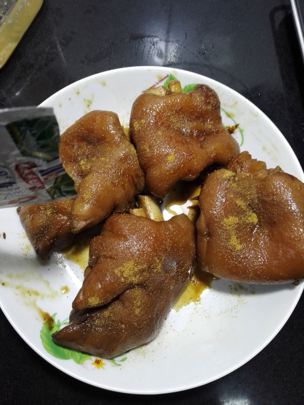 卤烤猪蹄步骤9
