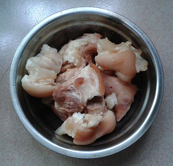 酱烧猪蹄步骤1
