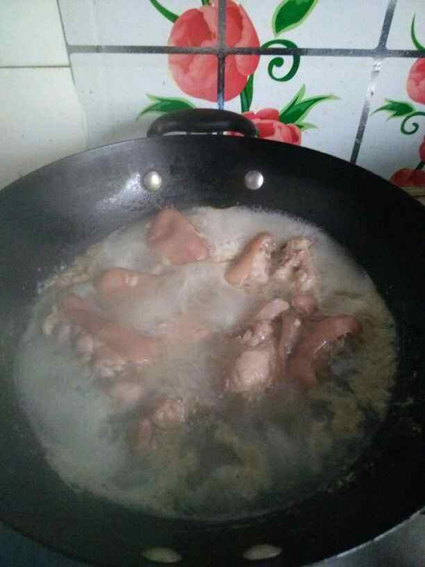 猪蹄烧黄豆步骤4