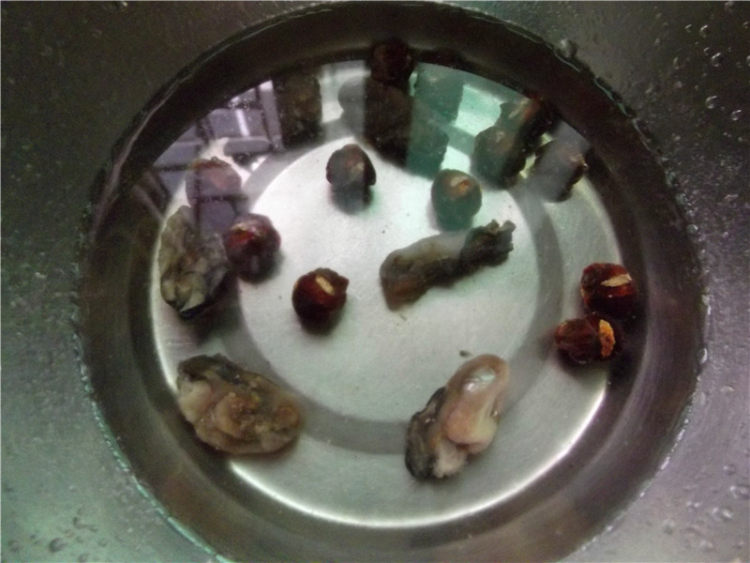 西洋菜煲猪蹄步骤4