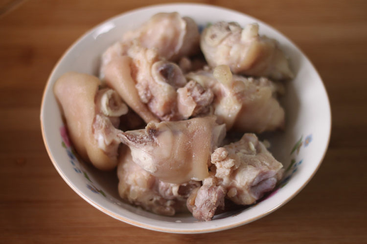 玫瑰腐乳猪蹄步骤3