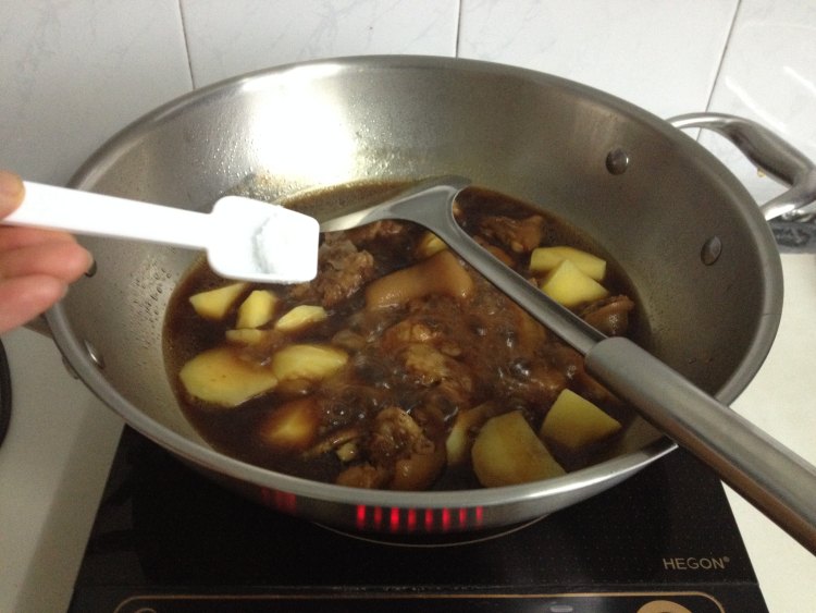 香烤土豆猪蹄步骤9